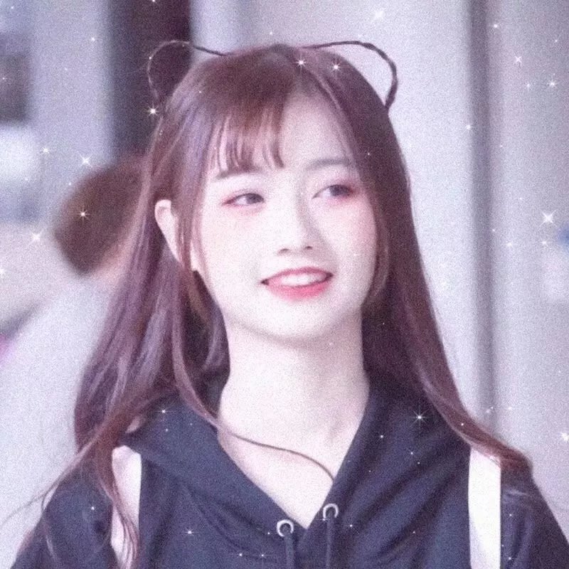蔷花，红莲