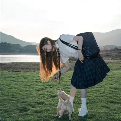 七个小福伊